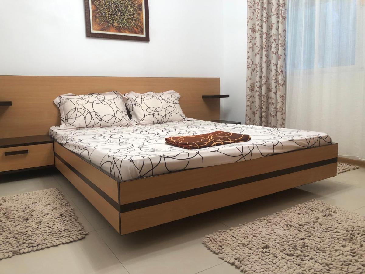 Willa Casa Eric Năvodari Zewnętrze zdjęcie