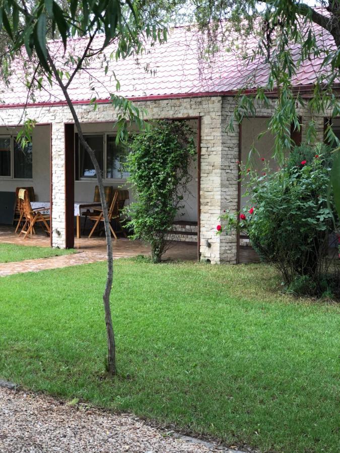 Willa Casa Eric Năvodari Zewnętrze zdjęcie